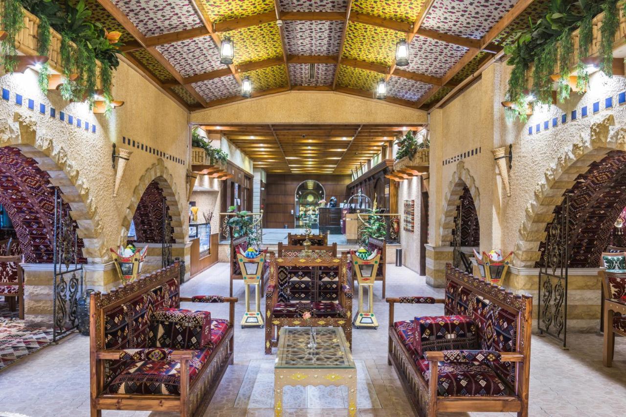 Mena Andalusia Riaad Buitenkant foto
