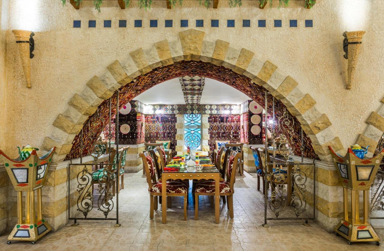 Mena Andalusia Riaad Buitenkant foto